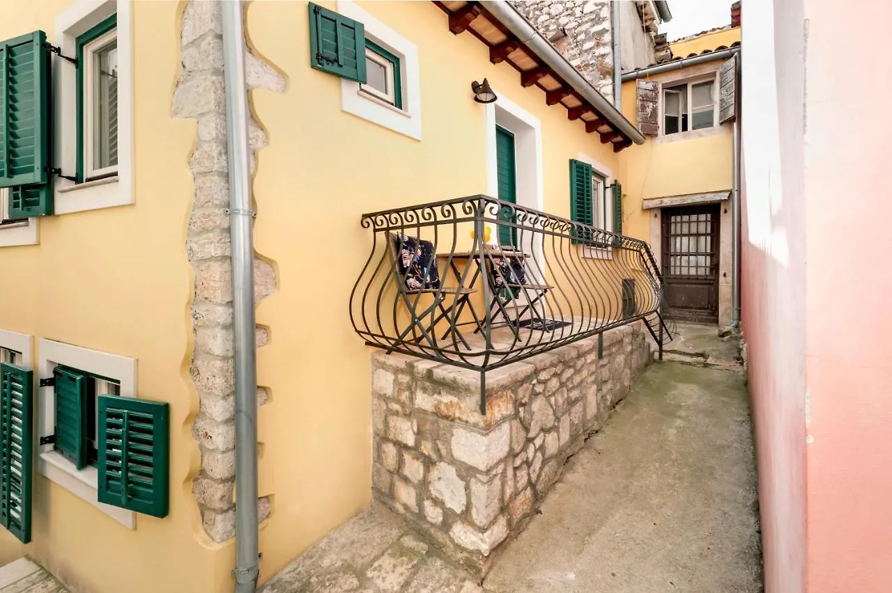 Appartement Yellow House Rovinj