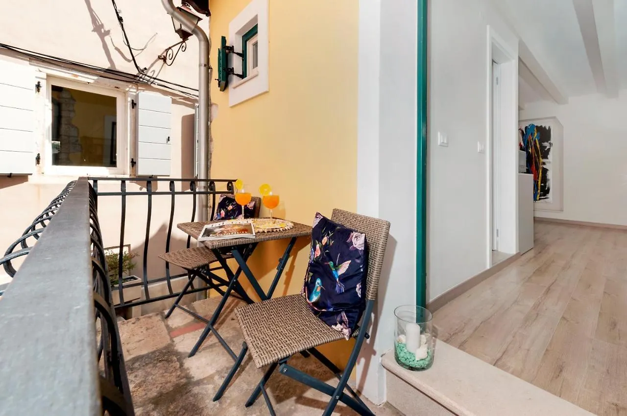 Apartamento Yellow House Rovinj Croacia